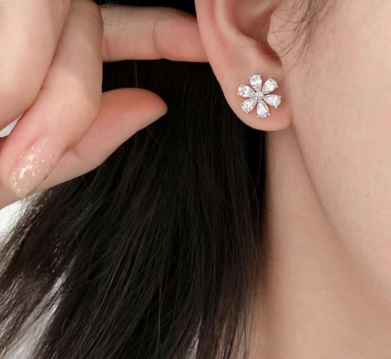 Harry Winston Earrings